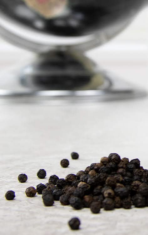 Watkins Organic Grinder, Peppercorn Blend, 2.4 Ounce, 3-Pack - Image 4